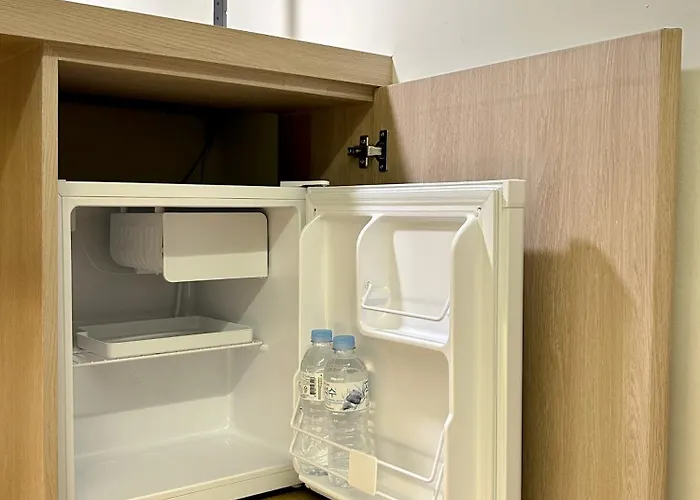 Hotel Off Stay, In - 10m From Airport, 8m To Subway
