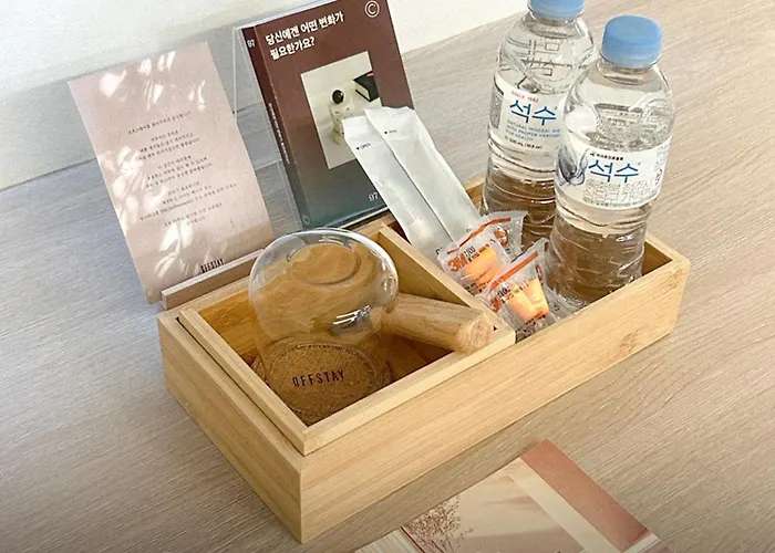 Off Stay, In - 10m From Airport, 8m To Subway Hotel Seúl