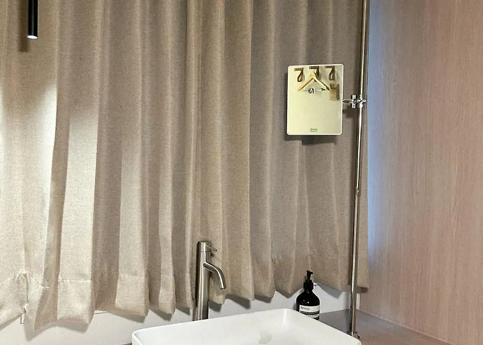 Hotel Off Stay, In - 10m From Airport, 8m To Subway *